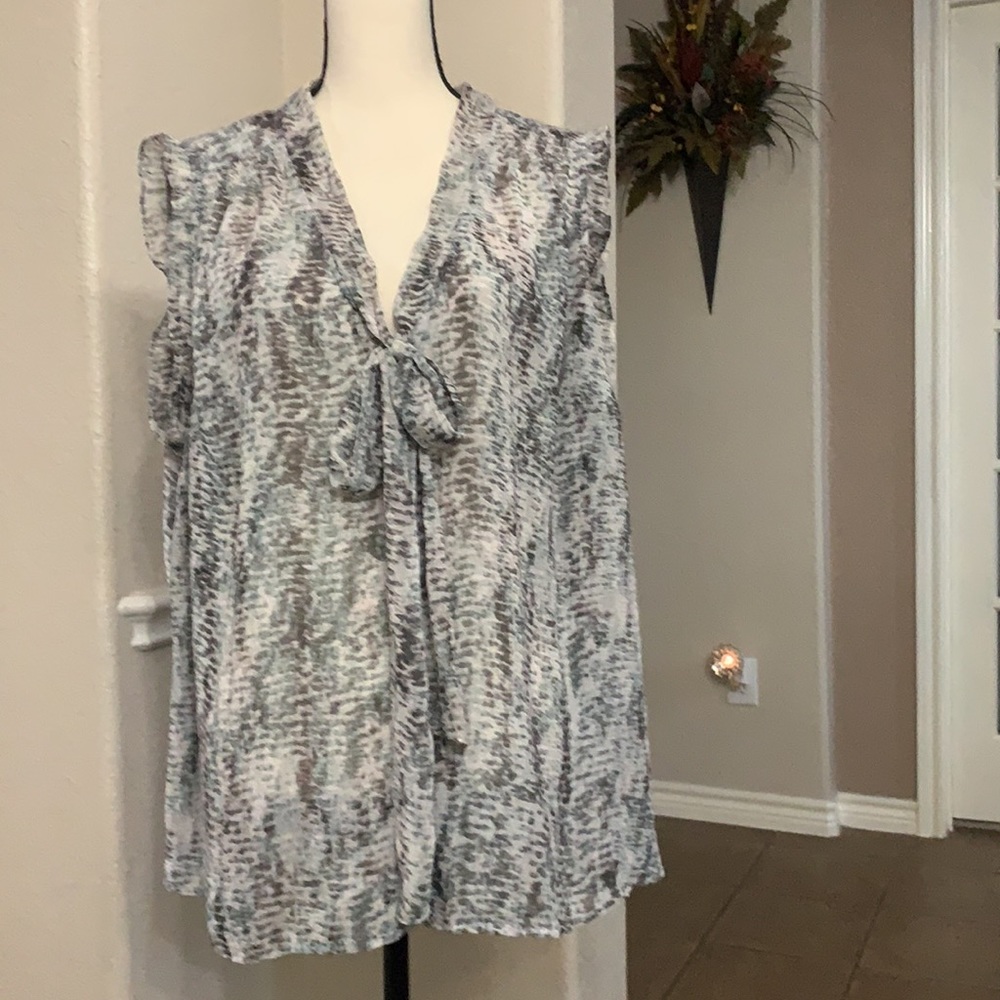 a.n.a cream, gray and green abstract print sheer top Size 3X